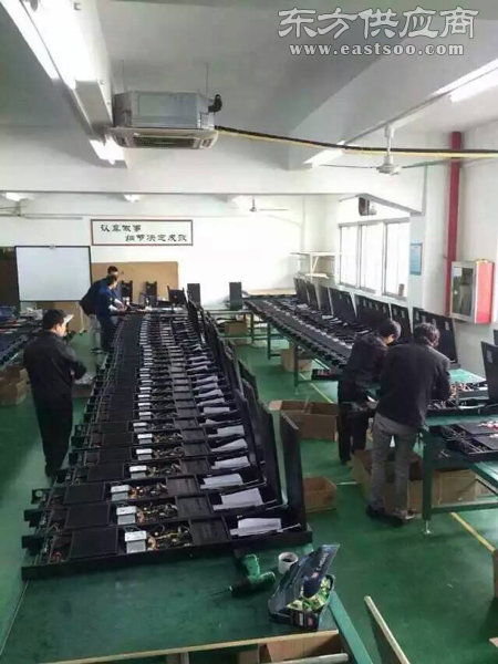 珂俊教学壁挂式触摸一体机 高效教学解决方案